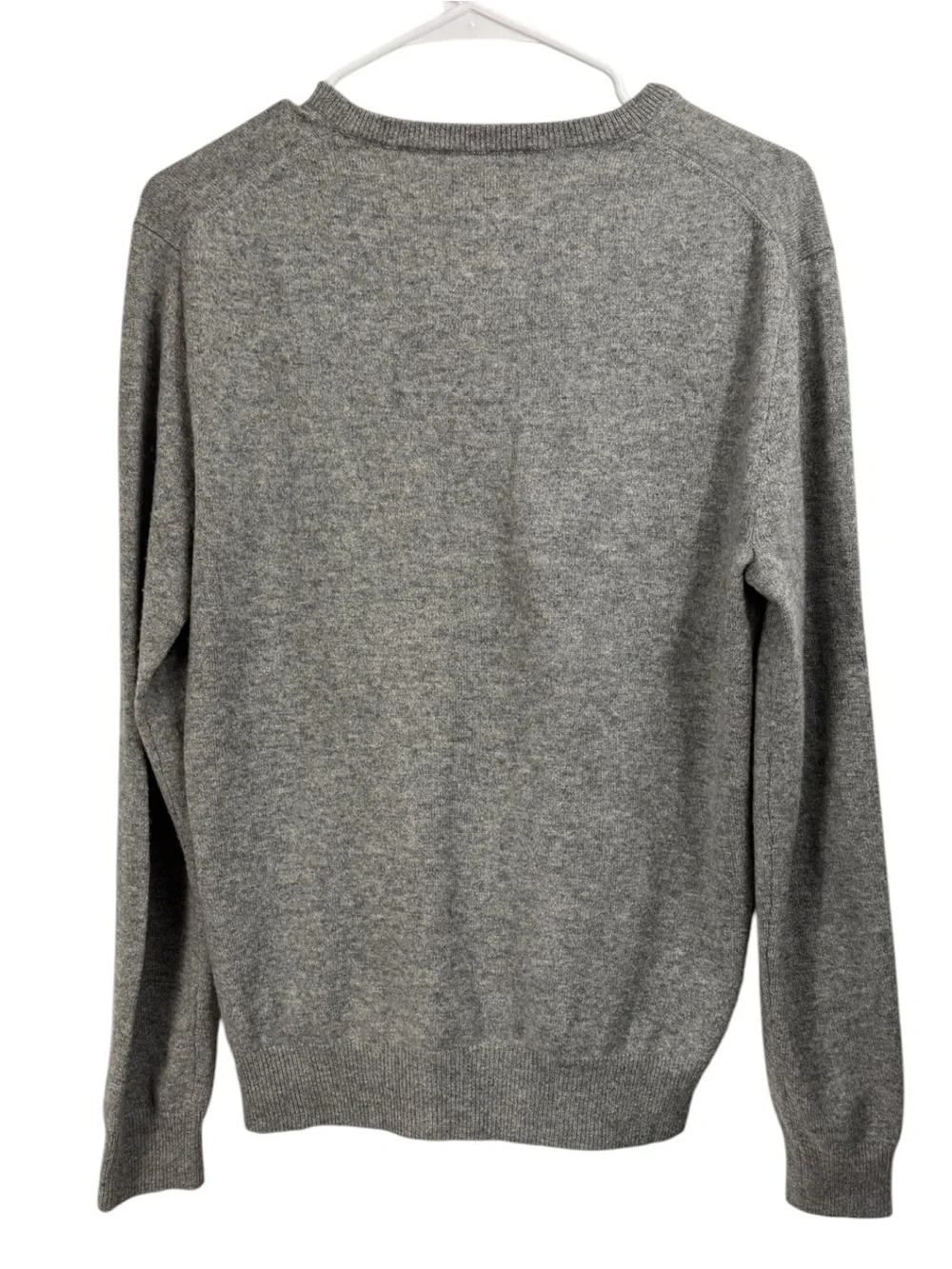 J Crew Size Medium Slim Fit 100% Italian Cashmere Gray V-Neck Sweater Preppy